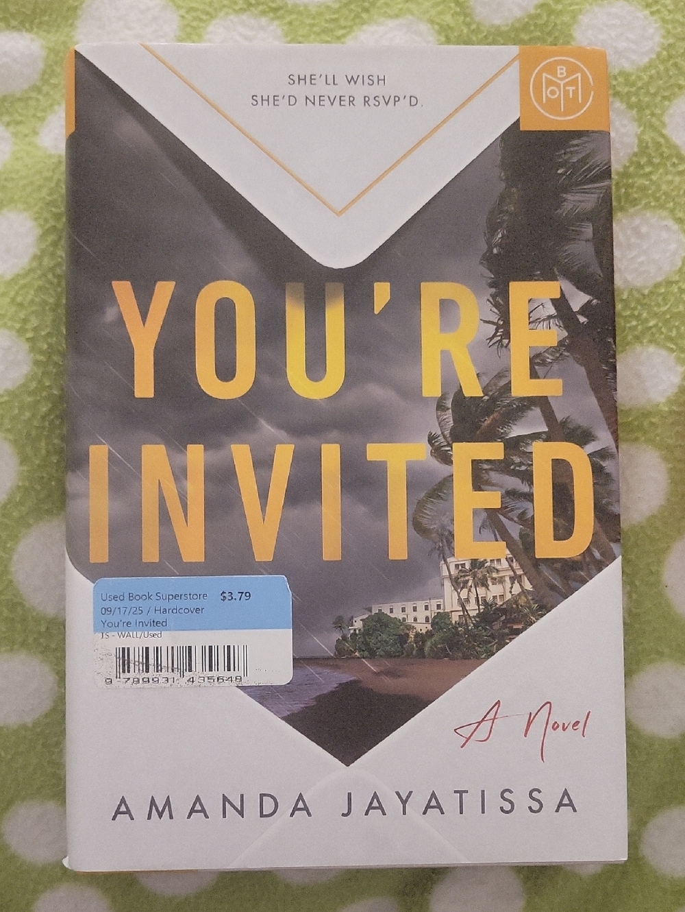 You're Invited by Amanda Jayatissa - White & Gold Hardcover Novel